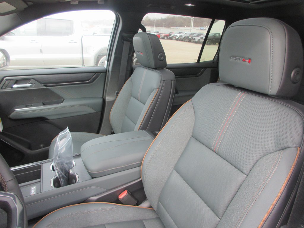 New 2026 GMC Acadia AT4 w/ Super Cruise Package AWD/4WD image 12