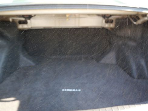 Used 2017 Toyota Corolla L w/ Carpet Mat Package (TMS) FWD image 35