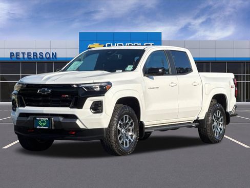 Certified 2023 Chevrolet Colorado Z71 w/ Z71 Convenience Package 2 AWD/4WD image 8