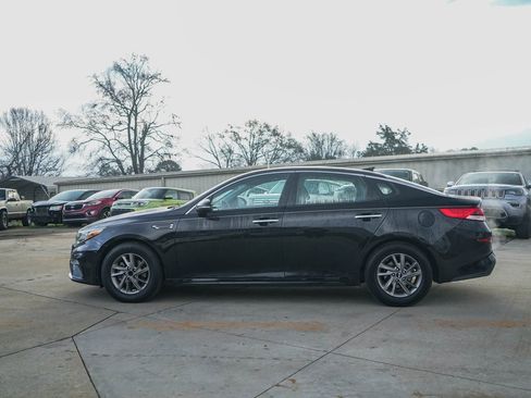 Used 2020 Kia Optima LX image 32