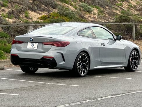 New 2026 BMW 430i Coupe w/ M Sport Package image 2