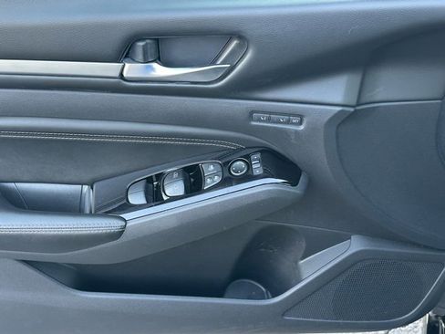 Certified 2020 Nissan Altima 2.5 Platinum image 19