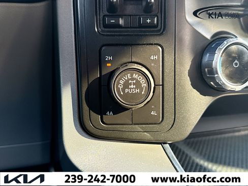 Used 2022 Ford F150 Limited AWD/4WD image 27