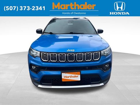 Used 2025 Jeep Compass Limited AWD/4WD image 8