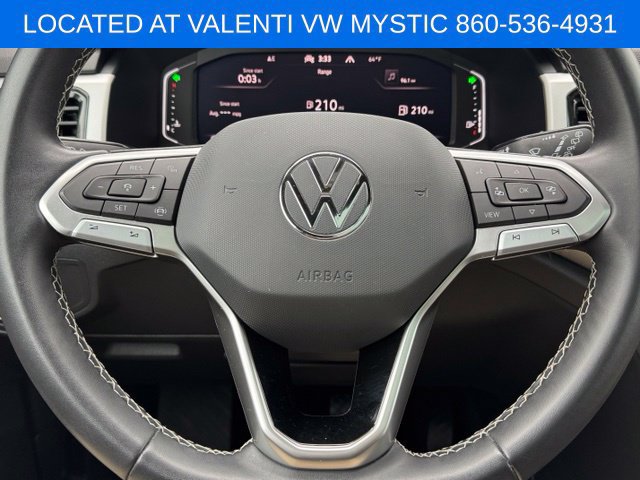 Certified 2023 Volkswagen Atlas Cross Sport SE w/ Panoramic Sunroof Package AWD/4WD image 40