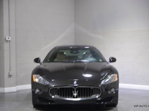 Used 2011 Maserati GranTurismo S image 10