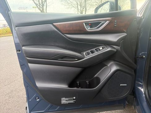 Used 2023 Subaru Ascent Touring w/ Popular Package #2A image 11