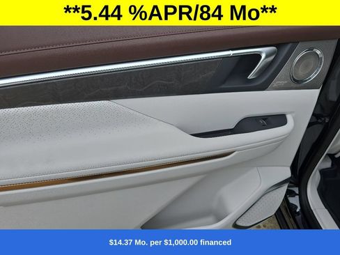 New 2026 Buick Enclave Avenir w/ Super Cruise Package FWD image 15