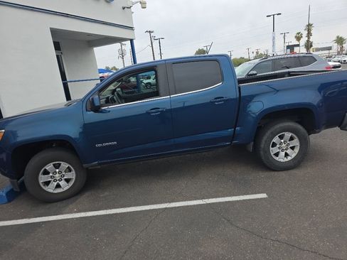 Used 2019 Chevrolet Colorado W/T w/ WT Convenience Package RWD image 7