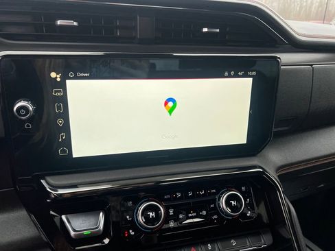 Used 2023 GMC Sierra 1500 AT4 image 16