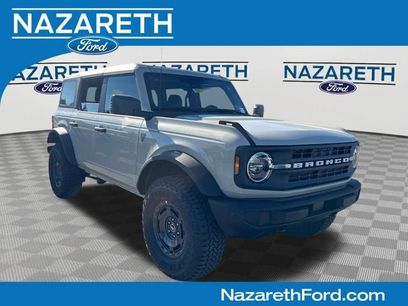 New 2025 Ford Bronco Base w/ Sasquatch Package
