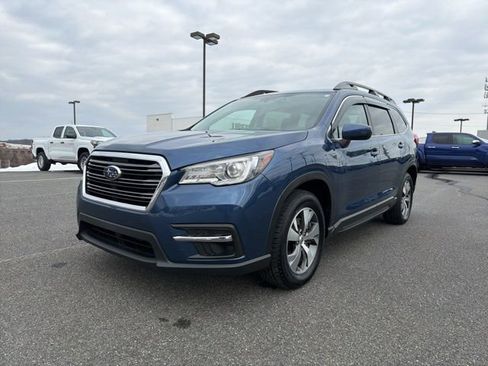 Used 2022 Subaru Ascent Premium w/ Convenience Package image 4