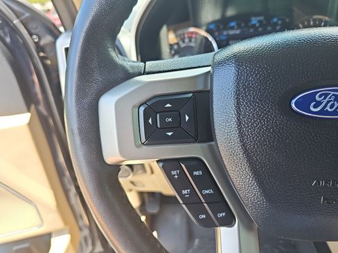 Used 2021 Ford F250 Lariat w/ Tremor Off-Road Package AWD/4WD image 13