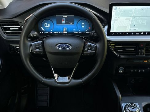 Used 2025 Ford Escape Platinum AWD/4WD image 19