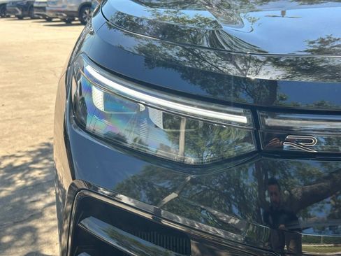 New 2026 Volkswagen Tiguan SEL R-Line AWD/4WD image 37