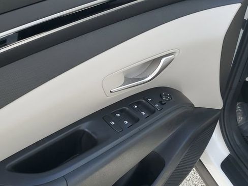 Certified 2024 Hyundai Tucson SE FWD image 10