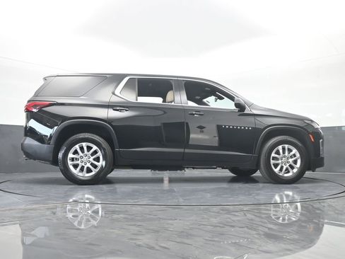 Used 2023 Chevrolet Traverse LS image 59