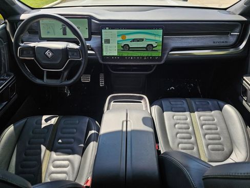 Used 2022 Rivian R1T Adventure AWD/4WD image 19