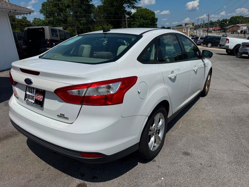 Used 2013 Ford Focus SE FWD image 8