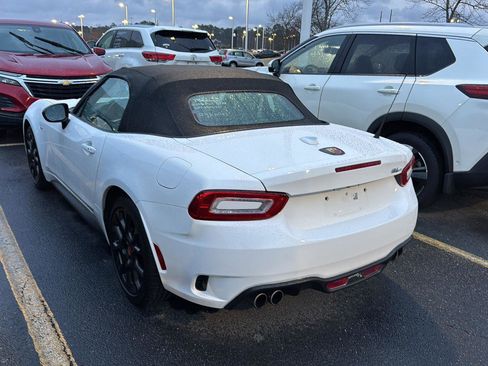 Used 2018 FIAT 124 Spider Abarth image 7