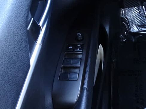 Certified 2023 Toyota Camry SE image 36