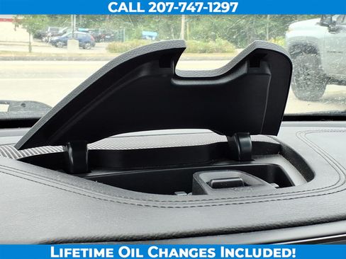 Used 2019 Jeep Cherokee Latitude Plus w/ Comfort/Convenience Group AWD/4WD image 18