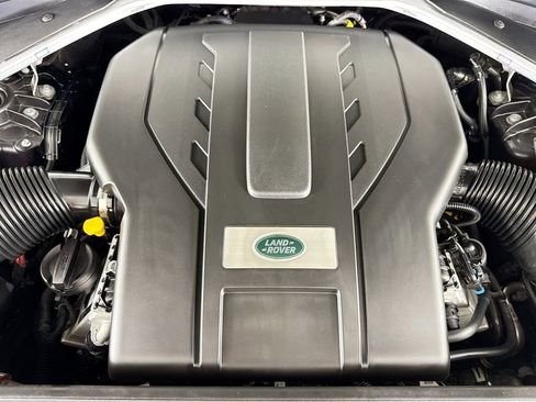 Used 2023 Land Rover Range Rover SE image 26