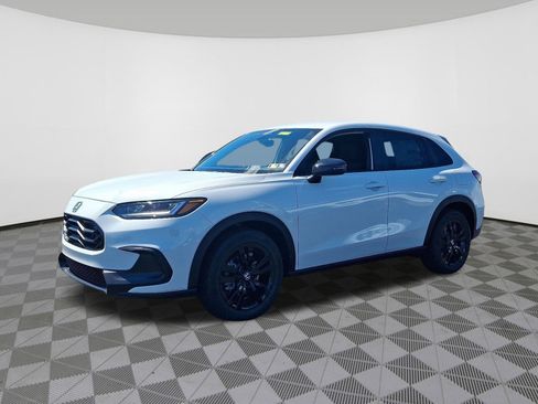 New 2026 Honda HR-V Sport image 2