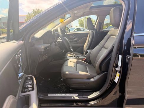 Used 2023 Lincoln Corsair FWD w/ Equipment Group 101A image 20