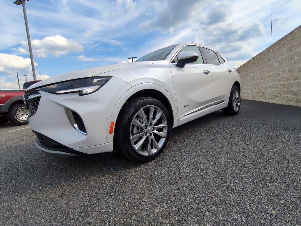 Used 2023 Buick Envision Avenir AWD/4WD image 8