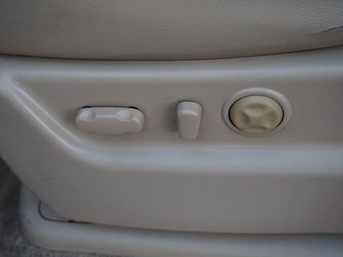 Used 2008 Chevrolet Tahoe LTZ w/ LTZ Preferred Equipment Group image 23