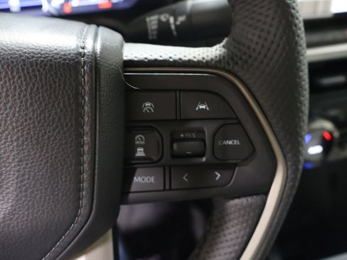 Used 2026 Toyota Tacoma Limited AWD/4WD image 24