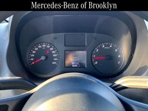 Used 2022 Mercedes-Benz Sprinter 2500 image 22