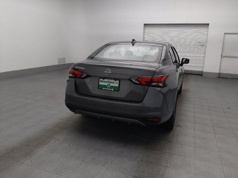 Used 2025 Nissan Versa SV FWD image 7
