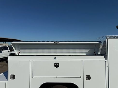 New 2026 Ford F550 4x4 SuperCab Super Duty image 12