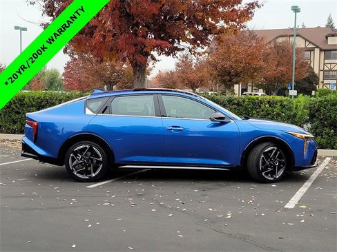 New 2025 Kia K4 GT-Line w/ GT-Line Premium Package image 3
