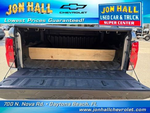 Used 2024 Chevrolet Colorado Trail Boss w/ Technology Package image 11