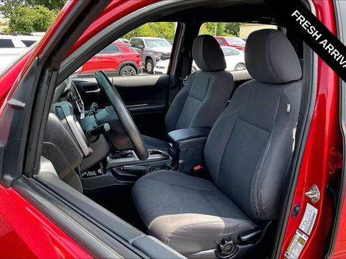 Used 2019 Toyota Tacoma TRD Off-Road AWD/4WD image 21