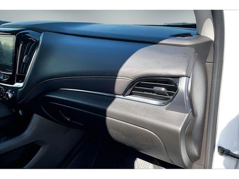 Used 2021 Chevrolet Traverse Premier w/ Redline Edition AWD/4WD image 27
