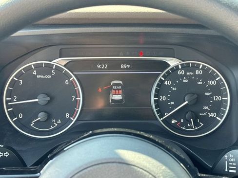 Used 2023 Nissan Rogue SV AWD/4WD image 14
