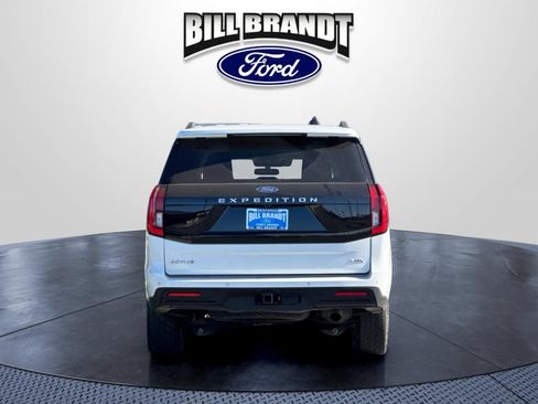 Used 2025 Ford Expedition Max Active AWD/4WD image 4