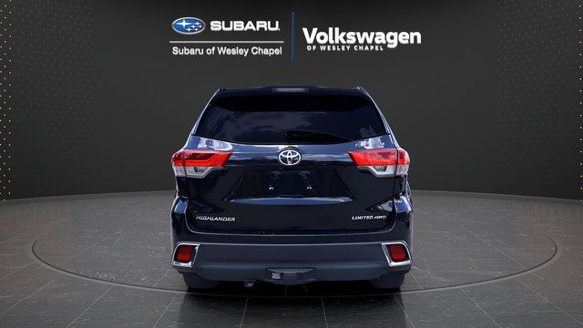 Used 2018 Toyota Highlander Limited Platinum AWD/4WD image 6