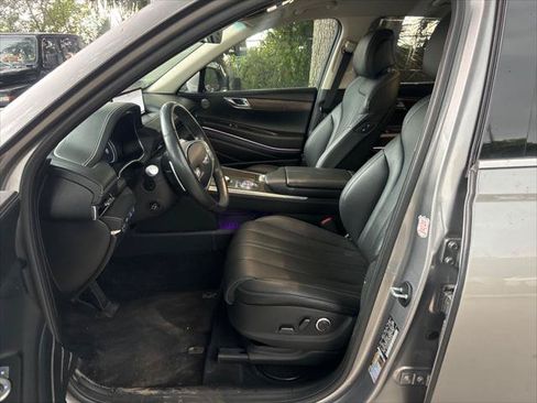 Used 2024 Genesis GV80 2.5T AWD/4WD image 13