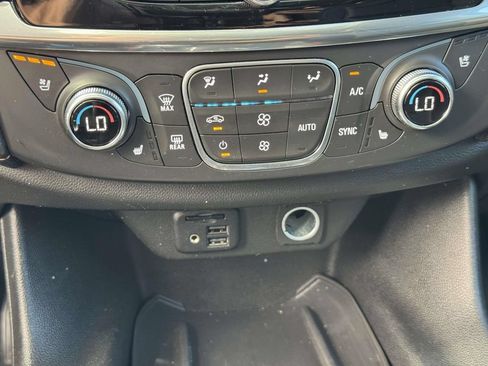 Used 2020 Chevrolet Traverse Premier w/ Redline Edition AWD/4WD image 31
