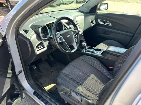 Used 2010 Chevrolet Equinox LT w/ Vehicle Interface Package image 9