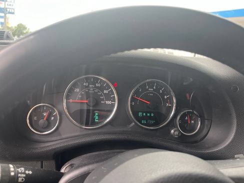 Used 2017 Jeep Wrangler Sport AWD/4WD image 11