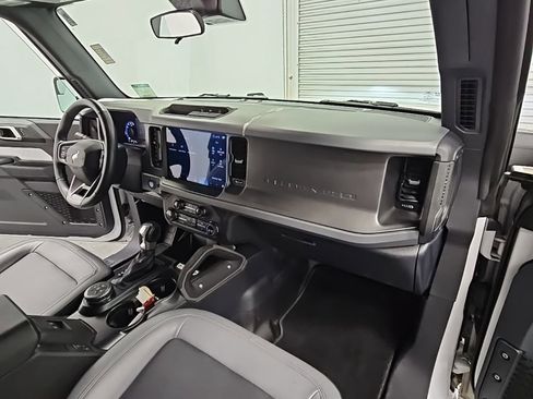 Used 2024 Ford Bronco Big Bend AWD/4WD image 34