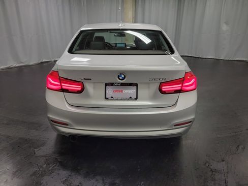 Used 2016 BMW 320i xDrive Sedan AWD/4WD image 8