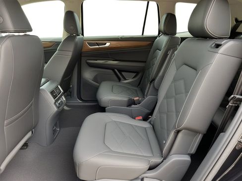 New 2026 Volkswagen Atlas SE AWD/4WD image 7