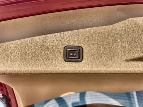 Used 2014 Cadillac SRX Premium image 34